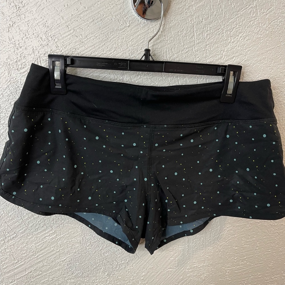 Blue polka dot rabbit running shorts, sz large